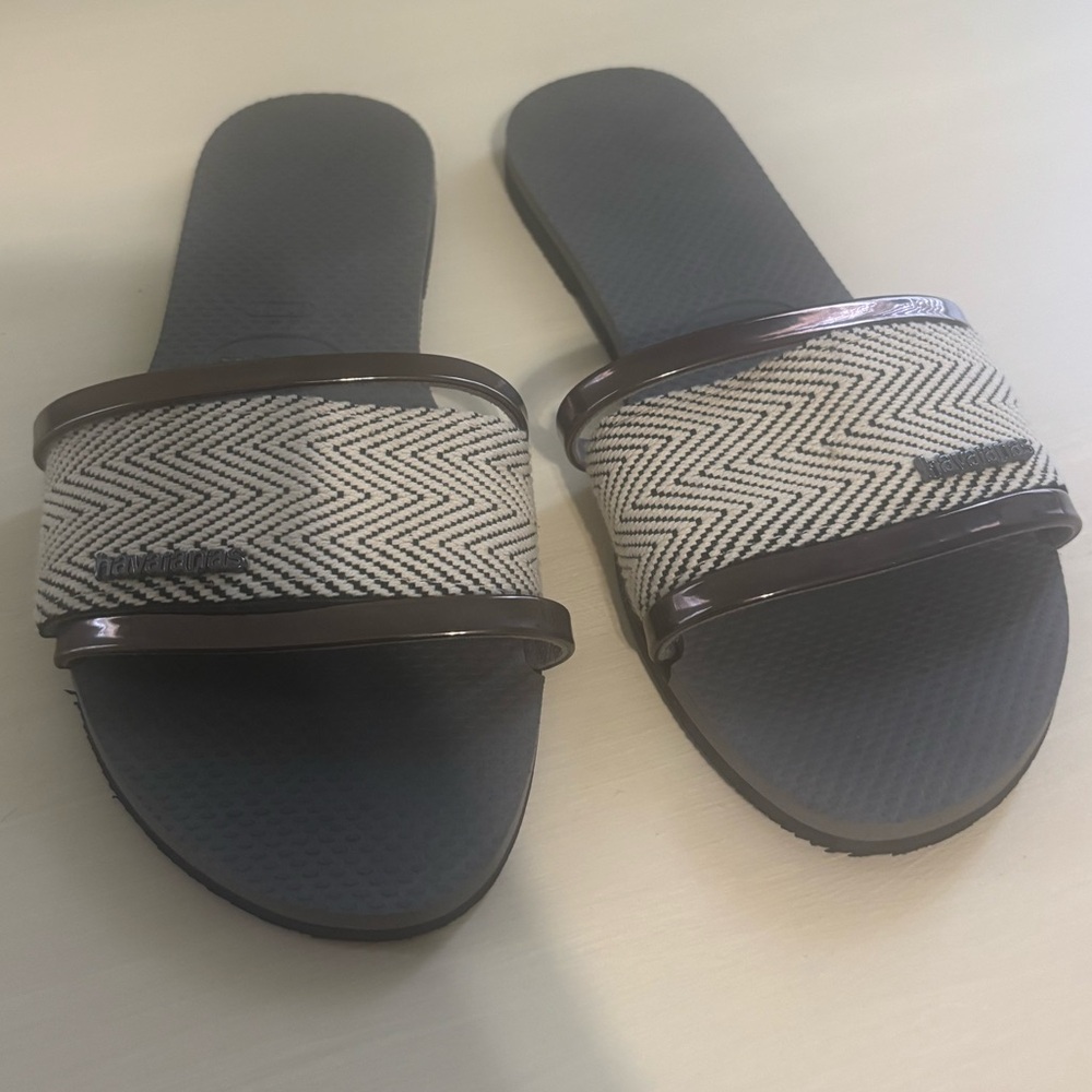 Havaianas You Trancoso Steel Gray Slides Sandals Size 7/8